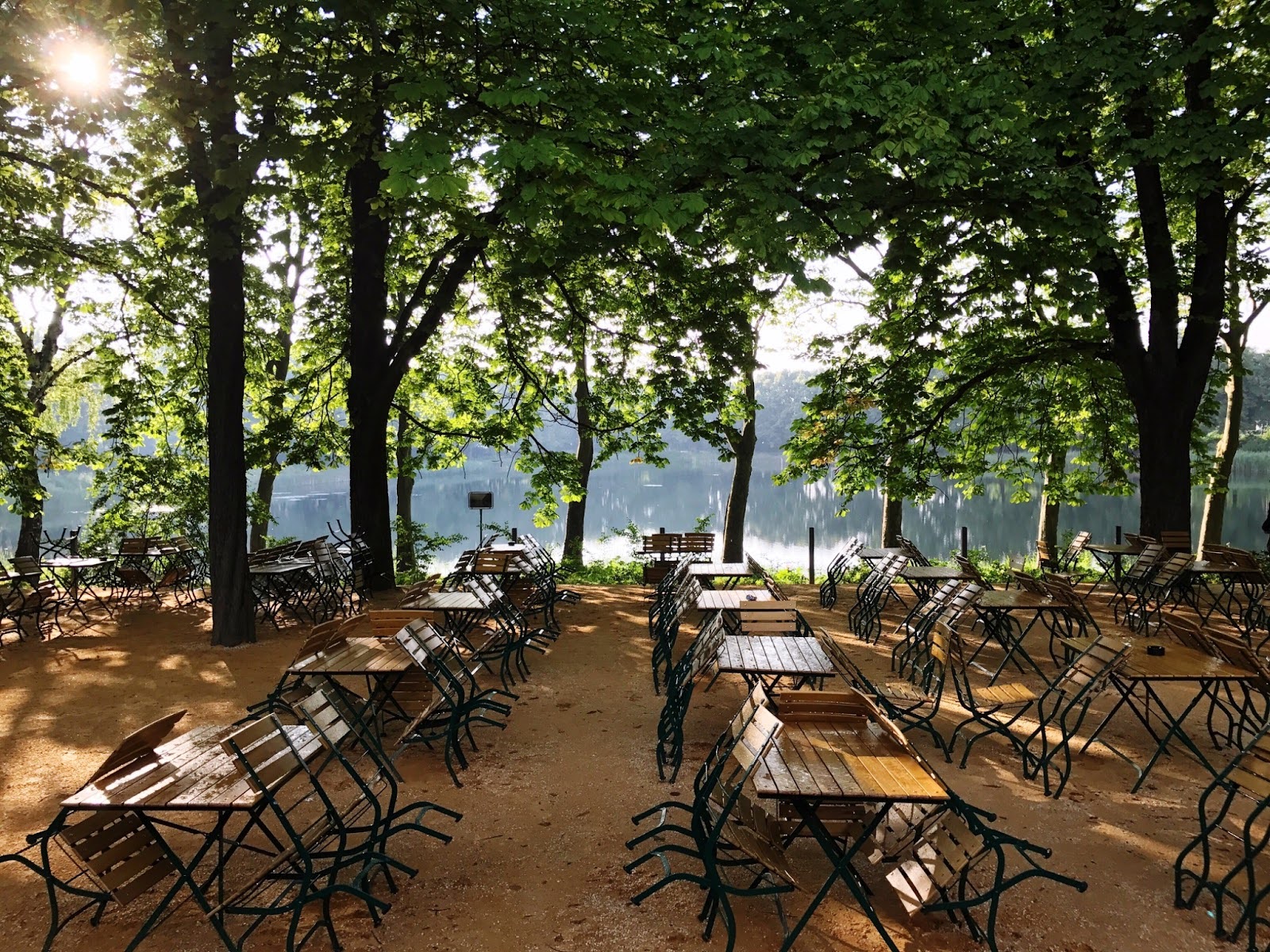 outdoor dining space design | Studio M Architects